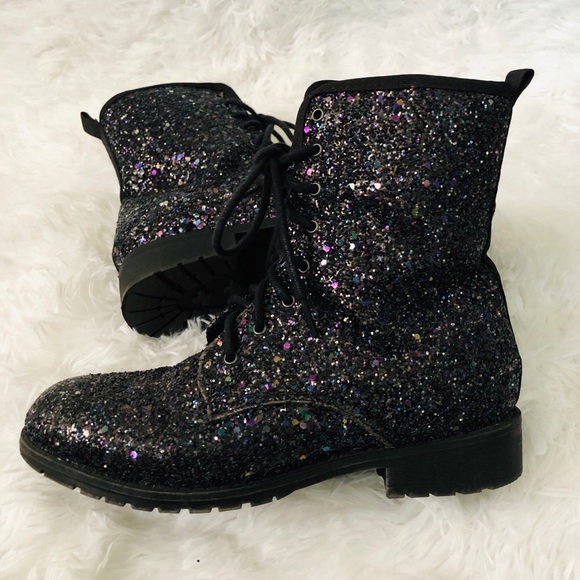 girls pixie boots